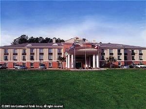 Holiday Inn Express & Suites Hinesville East - Fort Stewart