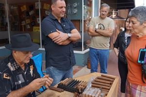 Don Lopez Cigars - Mobile Cigar Lounge and Cuban Roller