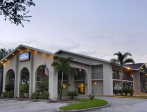 Americas Best Value Inn & Suites - West Melbourne Florida