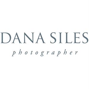 Dana Siles Photographer