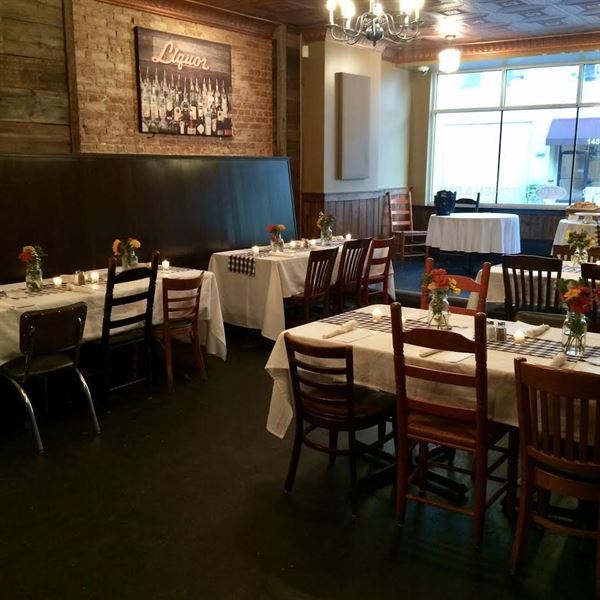 Deagan's Kitchen & Bar Lakewood, OH Party Venue