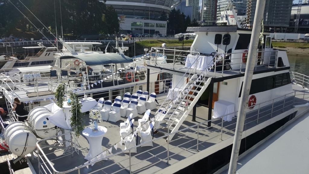 magic yacht charters vancouver