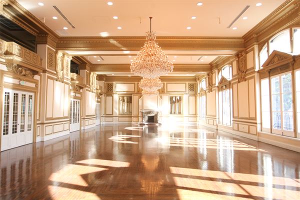 The Alexandria Ballrooms - Los Angeles, CA - Wedding Venue