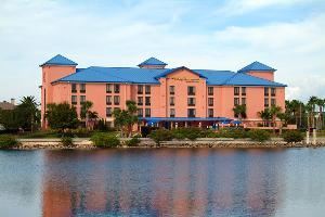 Holiday Inn Express & Suites Tampa/Rocky Point Island