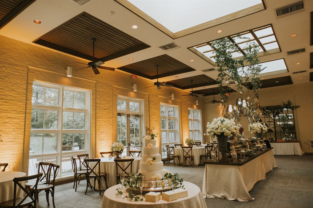 Dixon Gallery and Gardens Memphis, TN Wedding Venue