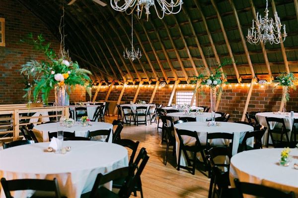 Keller Brick Barn Dallas  Center IA  Wedding  Venue 