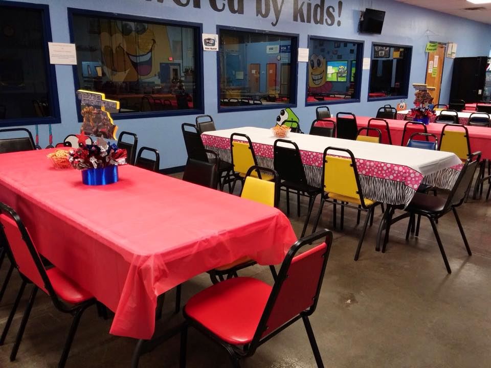 Flips Birthday Party Hall - El Paso, TX - Party Venue