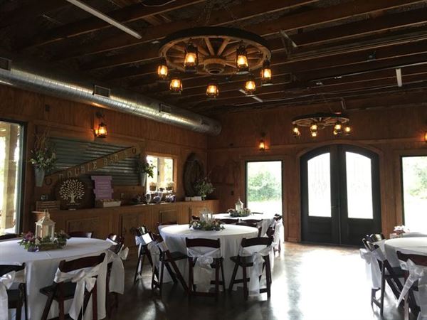 Double Bar B Guest Ranch - Plantersville, TX - Wedding Venue