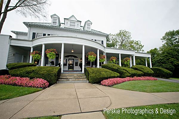 Valley Country Club Towson  MD  Wedding  Venue 