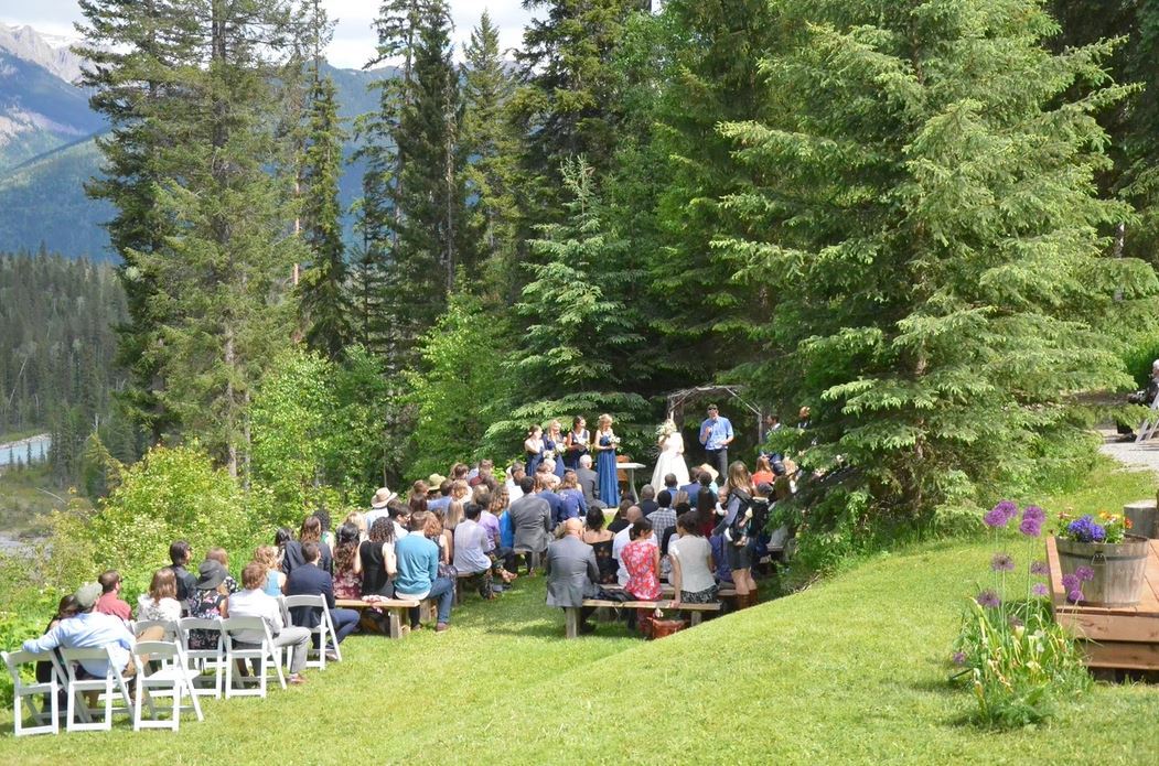 Hillside Lodge & Chalets - Golden, BC - Wedding Venue