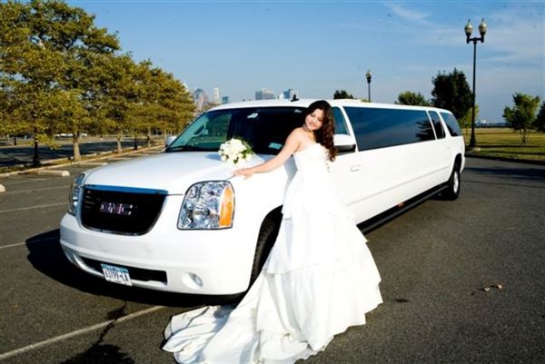 Limos Shuttles For Weddings Events Ozone Park Ny