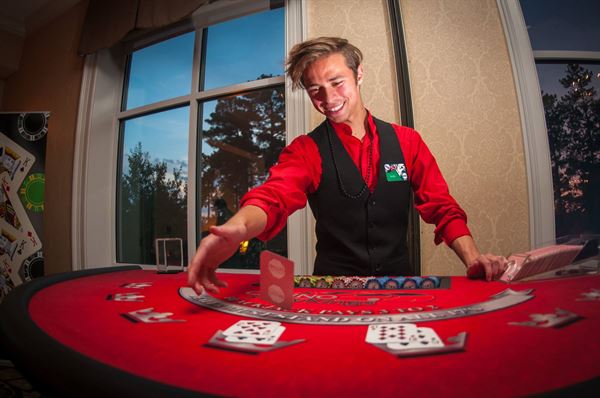 Casino Party Aces - Raleigh, NC - Entertainer