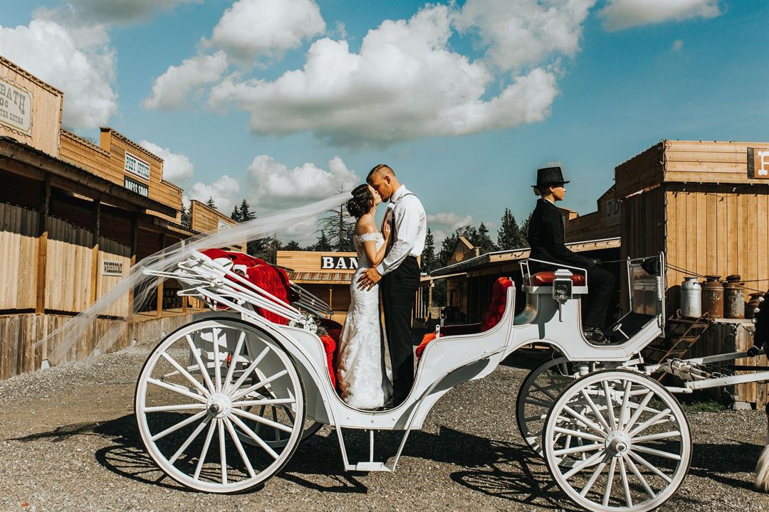 Loft Country Weddings And Carriages Aldergrove Bc Wedding Venue