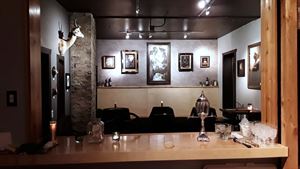 Aeon Lounge & Gallery
