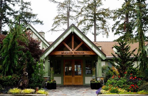 The Manor House at Pleasant Beach - Bainbridge Island, WA ...