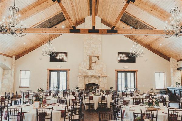 barn wedding venues in magnolia tx