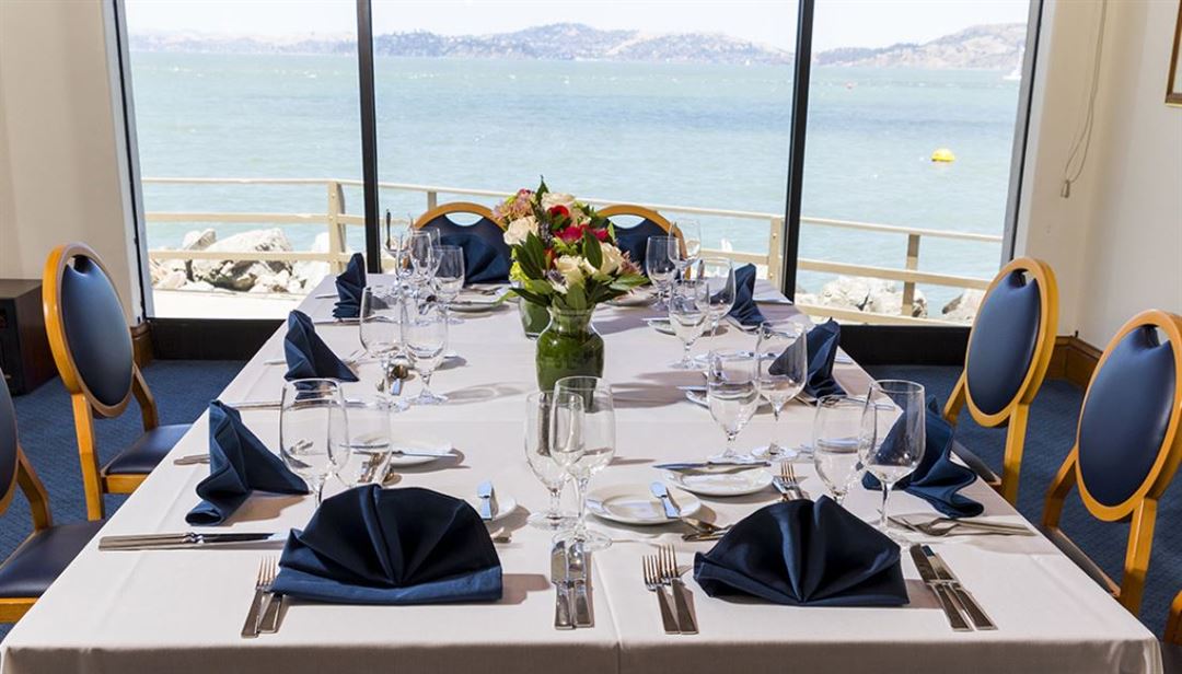 san francisco yacht club restaurant