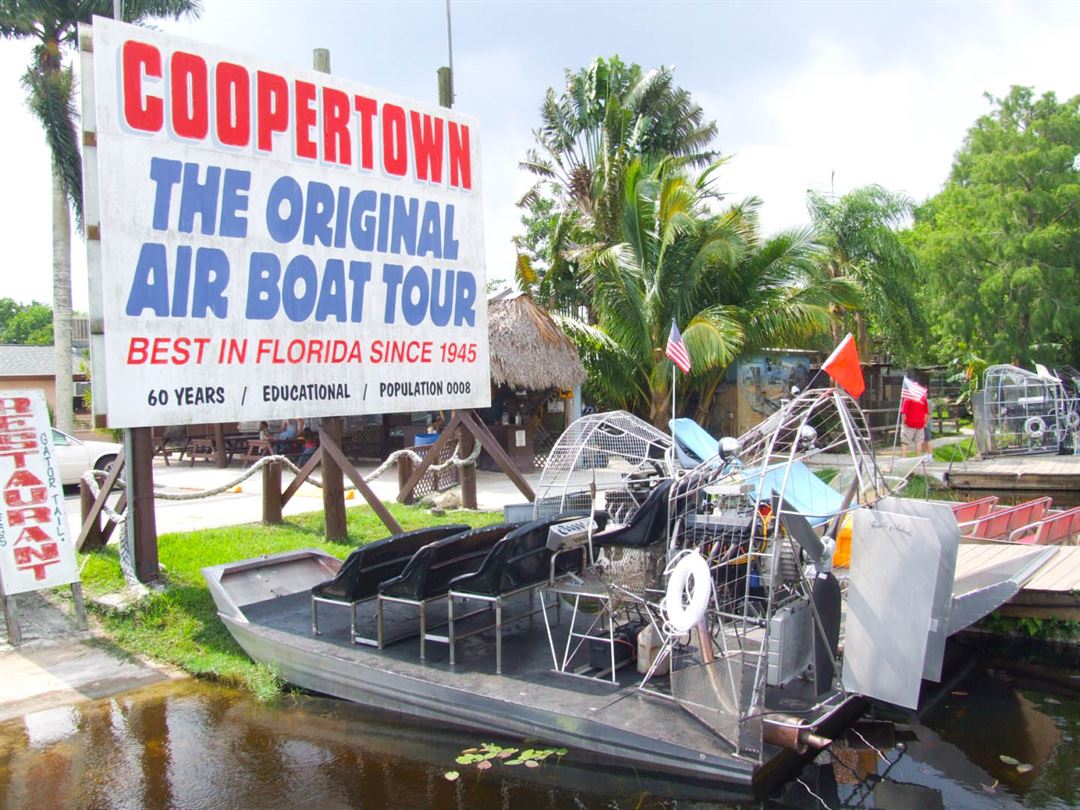 coopertown everglades airboat tour & restaurant