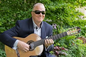 Derek Macrae - Classical Guitarist