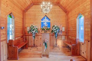 Miss Caroline's Country Wedding Chapel