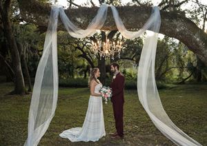 Weddings and Events Under the Oaks