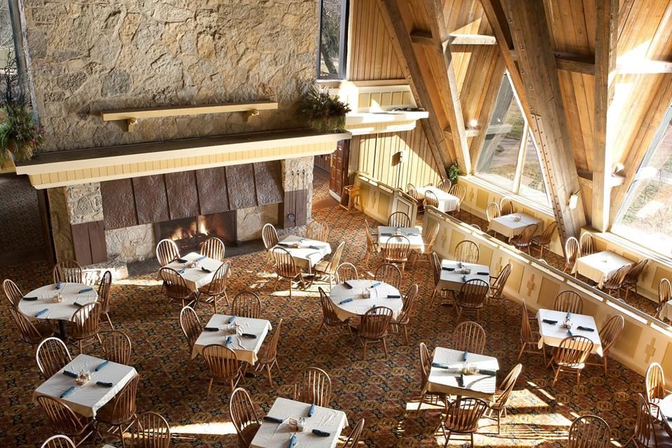 hueston woods lodge dining room