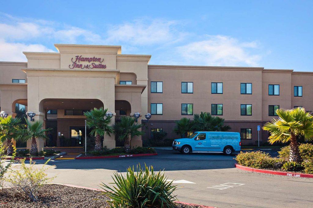 Hampton Inn & Suites Oakland AirportAlameda  Alameda, CA  Meeting Venue