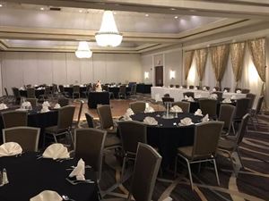 DoubleTree by Hilton Hotel Collinsville - St. Louis