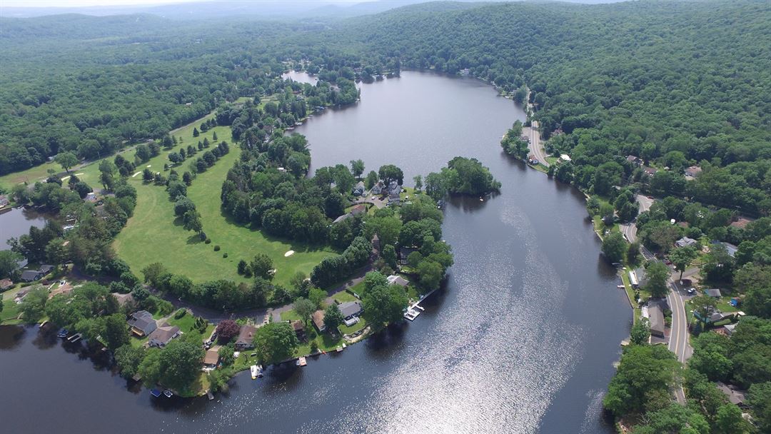 Lake Lackawanna Clubhouse Stanhope, NJ Party Venue