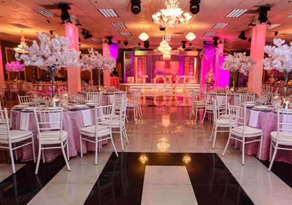 Chandelier Banquet  Hall  Las  Vegas  NV  Wedding Venue