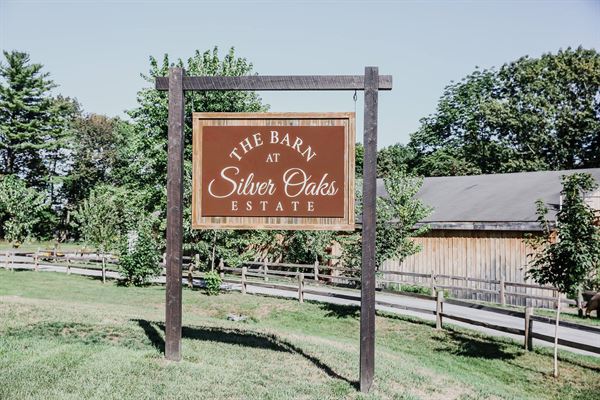 The Barn At Silver Oaks Estate Winthrop Me Wedding Venue 9379