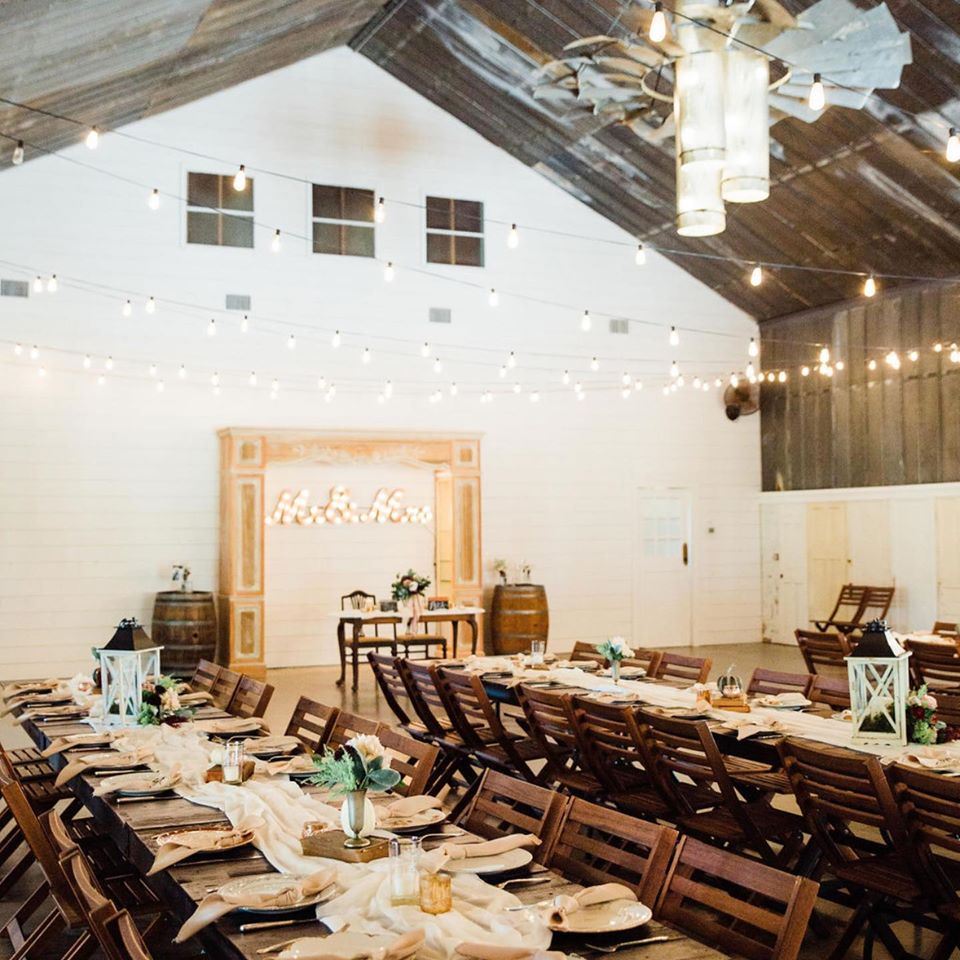 Vintage Oaks Ranch Wedding and Event Venue - Axtell, TX - Wedding Venue