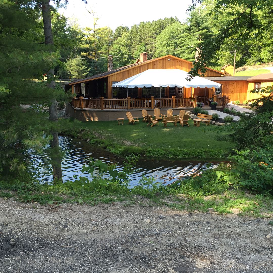 Pine Lake Trout Club Chagrin Falls, OH Wedding Venue