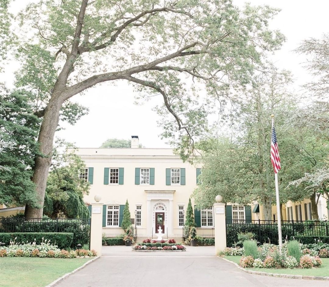 Mansion at Oyster Bay Woodbury, NY Wedding Venue