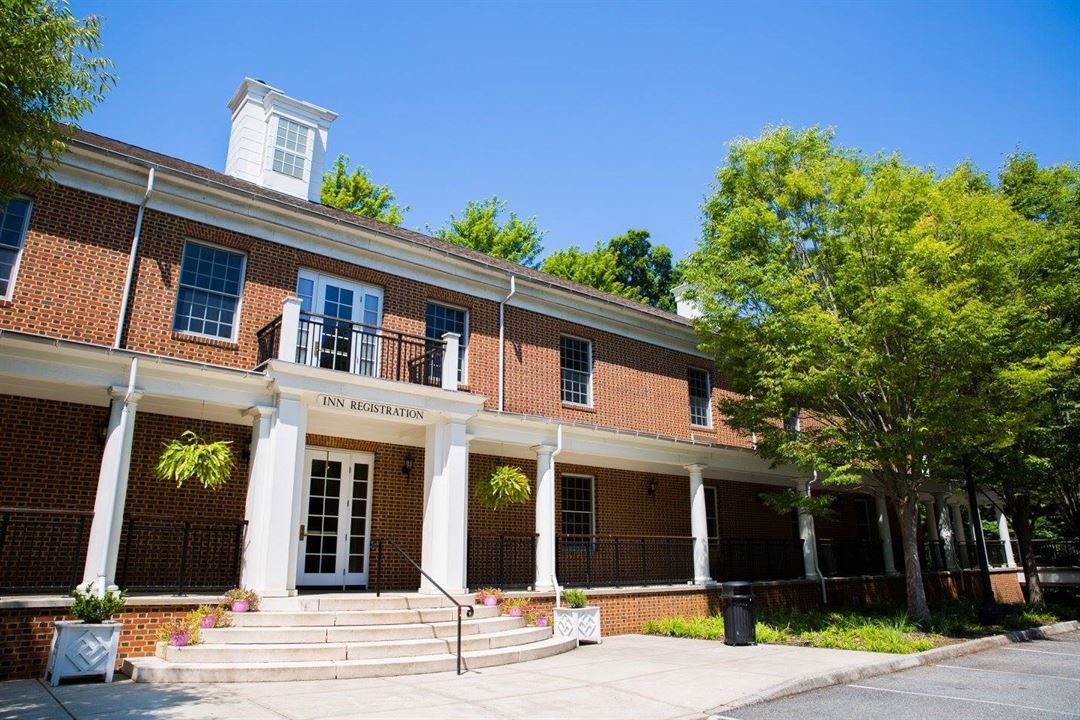 Elston Inn and Conference Center at Sweet Briar College - Sweet Briar ...