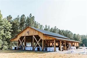 Pine Knoll Farms and Event Center