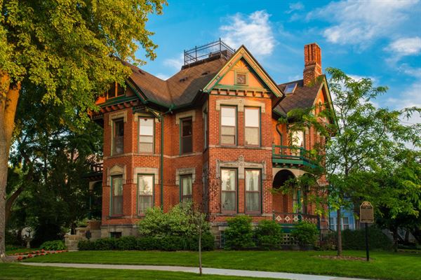 Historic Webster House Bed And Breakfast - Bay City, MI - Wedding Venue