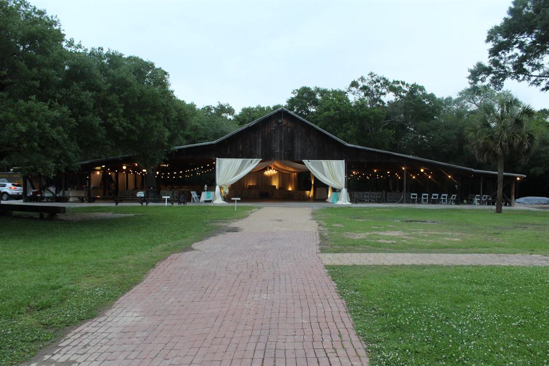 Acadian Village Lafayette, LA Wedding Venue