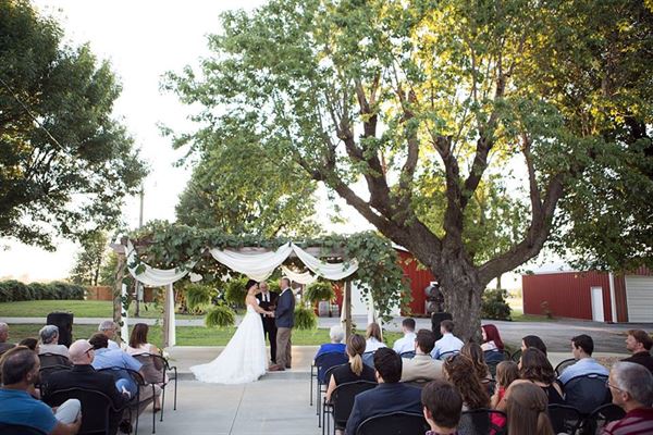 Tontitown Winery - Springdale, AR - Wedding Venue