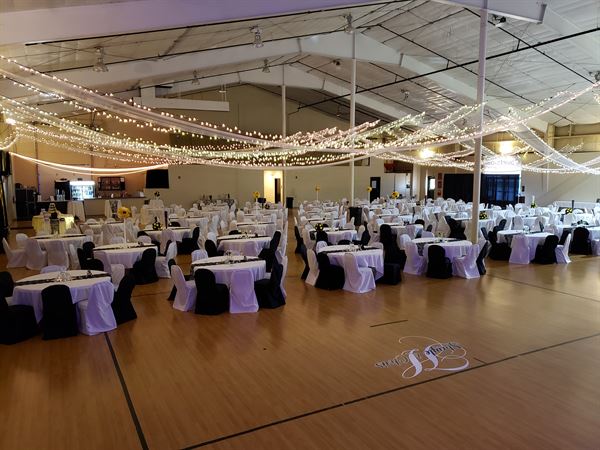 Courtside Banquet Hall Lincoln, NE Wedding Venue