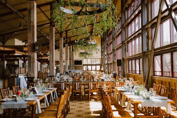 Party Venues In Truckee Ca 112, Round Table Truckee
