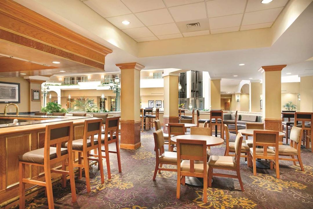 Embassy Suites Greensboro Airport Greensboro NC Wedding Venue   2722145 Lg 