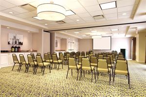 Hilton Garden Inn Akron-Canton Airport