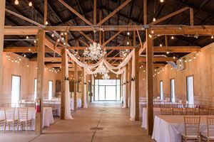 Hampton Cove Wedding Venue