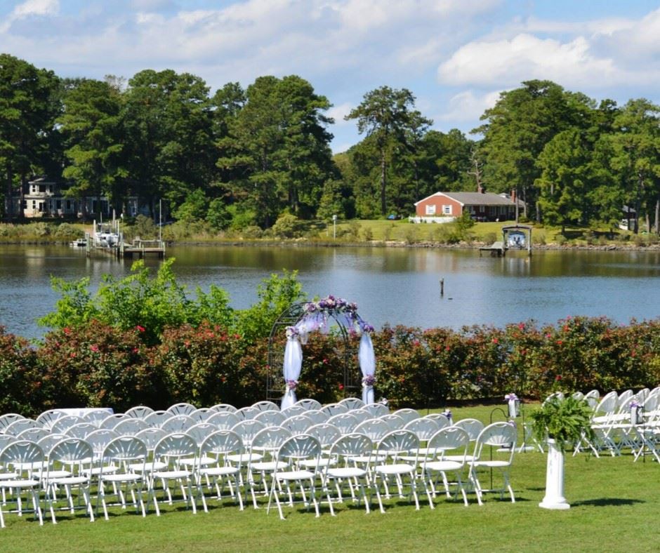 Elizabeth Manor Golf & Country Club Portsmouth, VA Wedding Venue