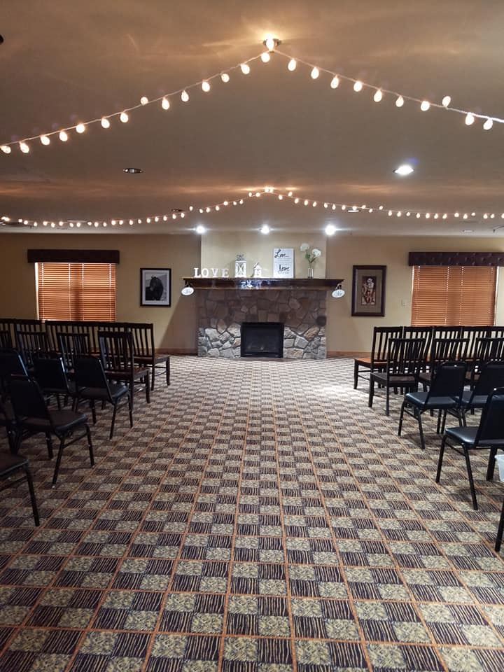 Arbuckle Lodge Gillette  Wedding Venue