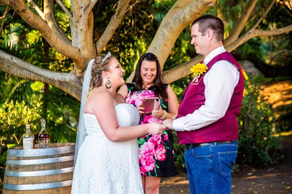 Wedding Officiants In La Quinta Ca For Your Marriage Ceremony