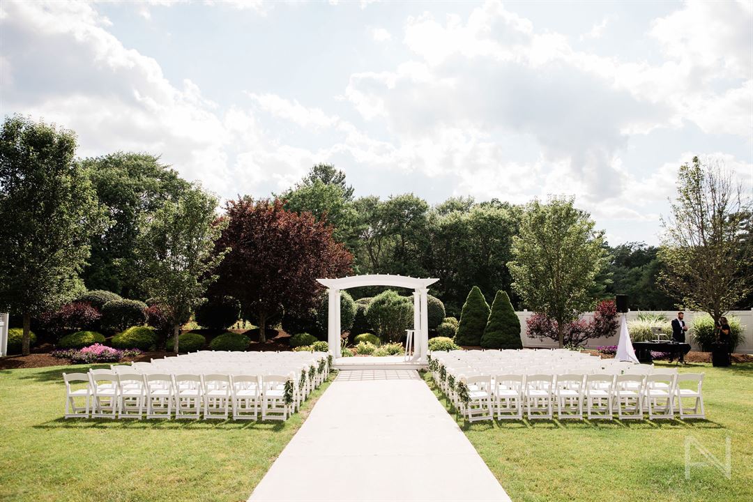 The Villa at Ridder Country Club East Bridgewater, MA Wedding Venue