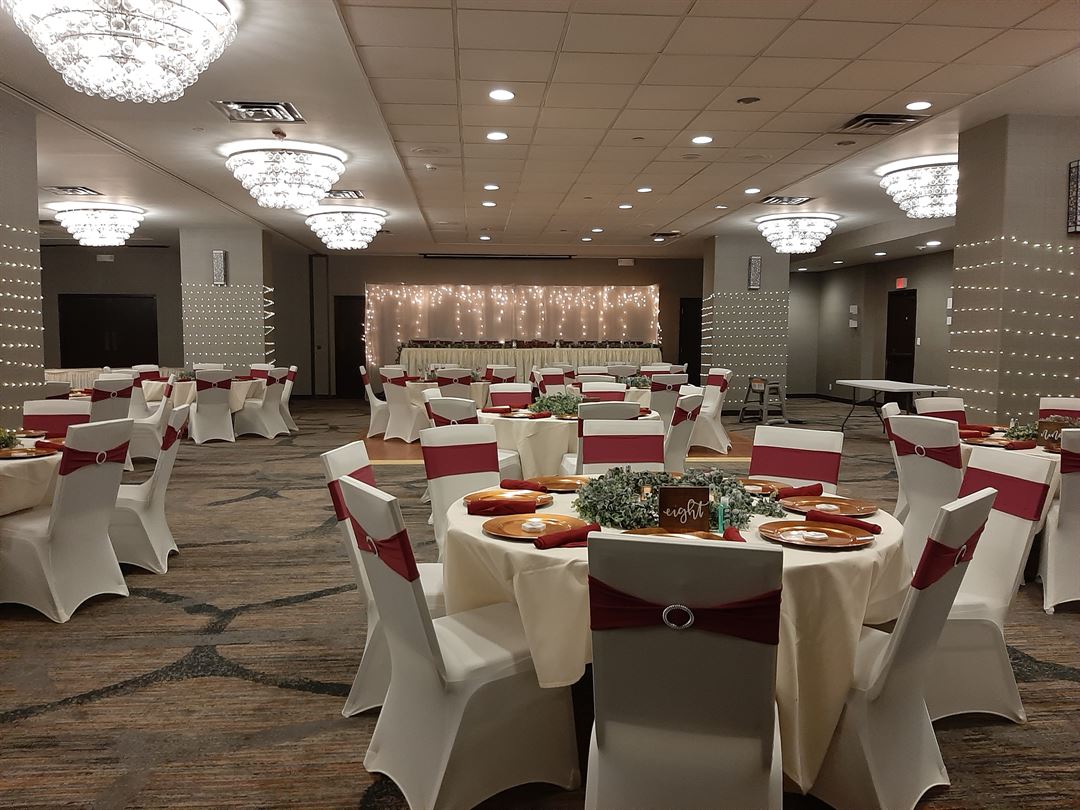 doubletree-by-hilton-appleton-wi-wedding-venue