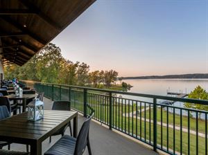 The Lodge at Pickwick Landing